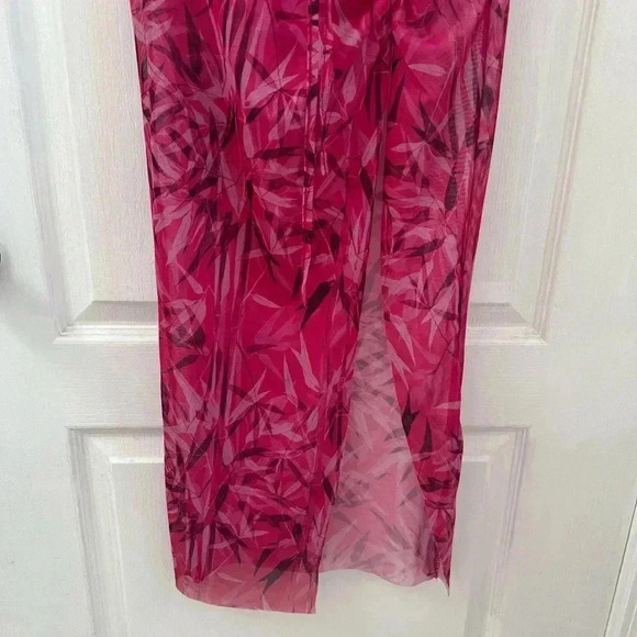 SHEIN HOT PINK TIGHT DRESS (Size XS) - Picture 6 of 7